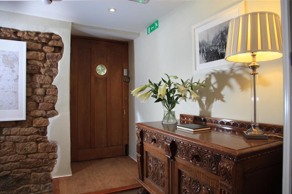 Virginia House Bed & Breakfast Bloxham Экстерьер фото